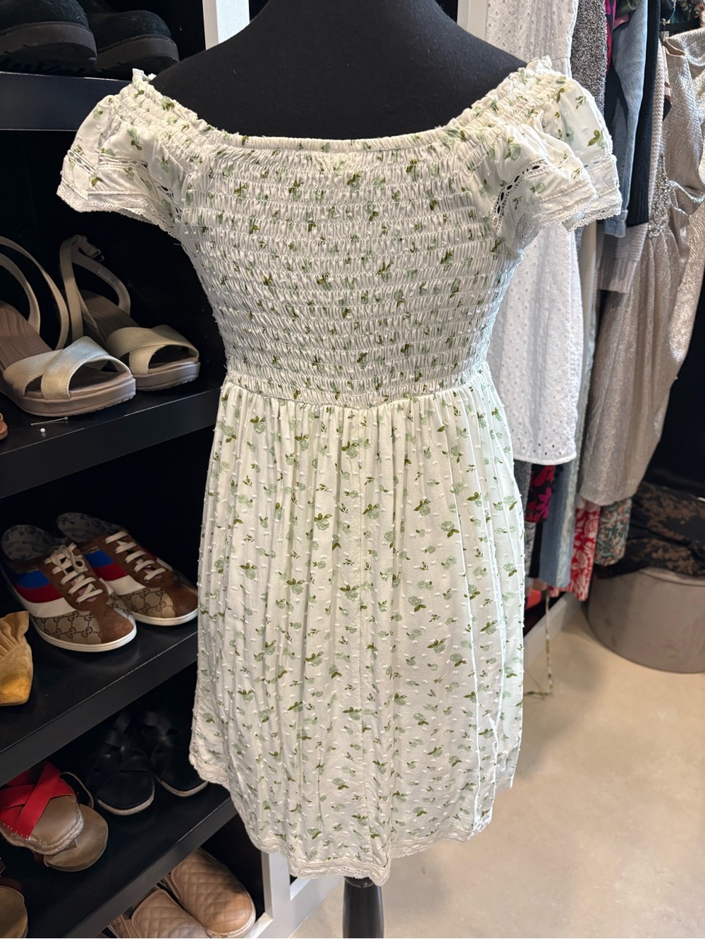 Smocked V-Neck Short Sleeve Floral Babydoll Sundress - White with Green - Picture 3 of 10